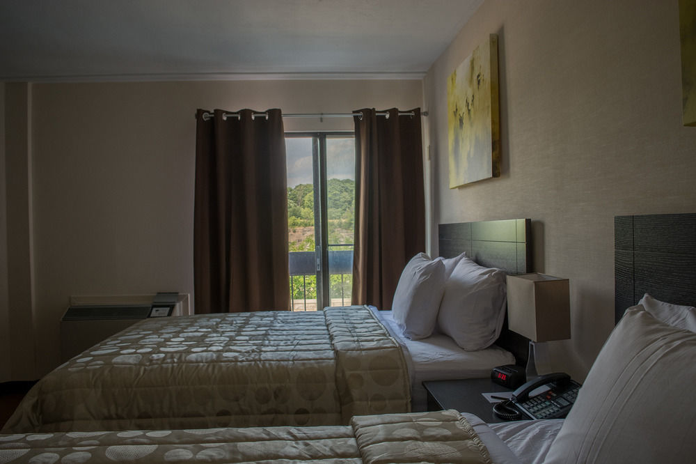 River Rapids Inn Niagarawatervallen Buitenkant foto