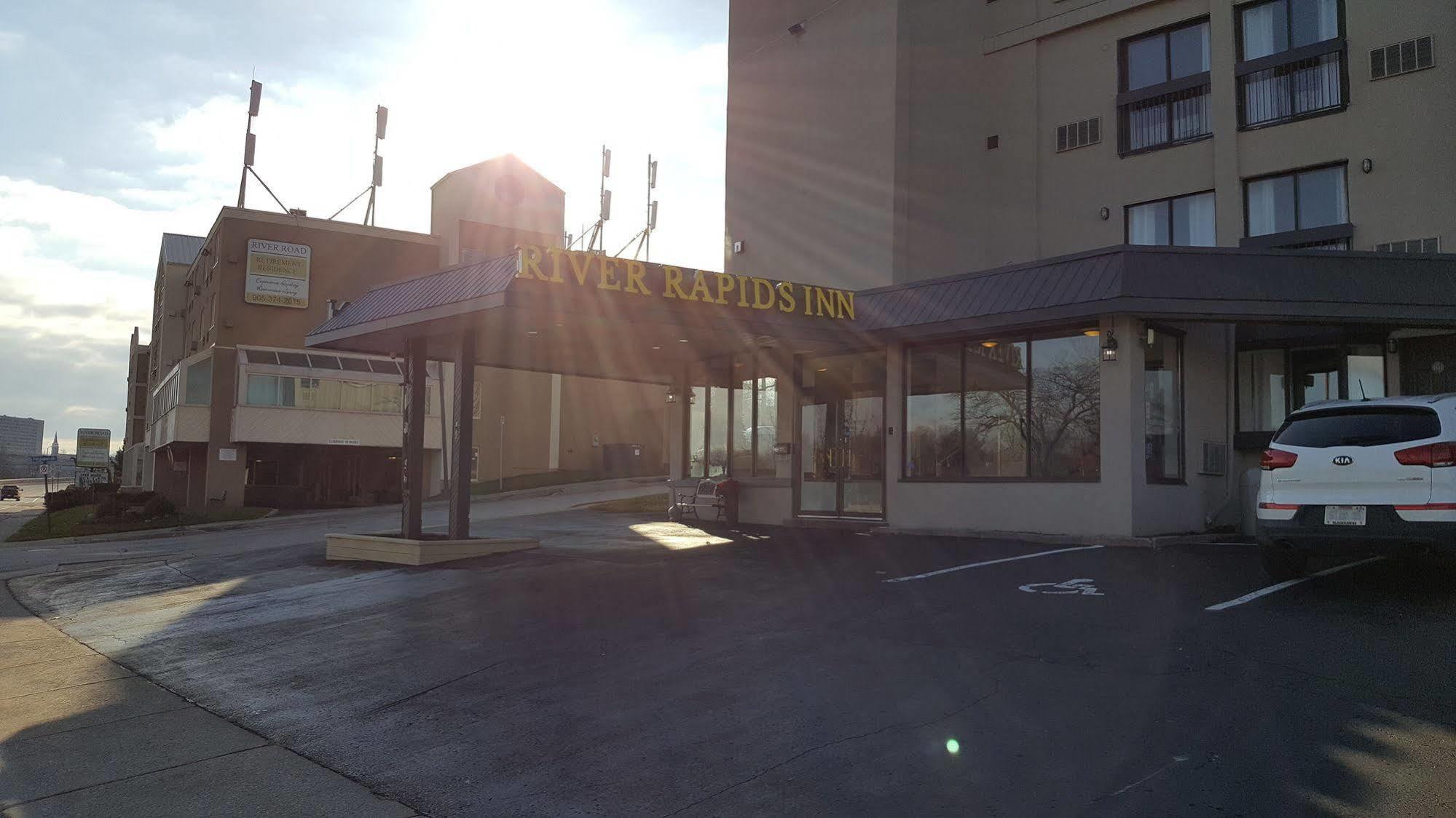 River Rapids Inn Niagarawatervallen Buitenkant foto